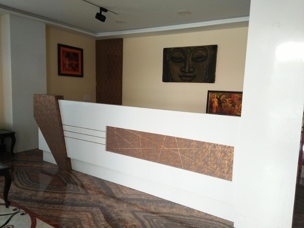 Hotel Golden Dragon Aritar Esterno foto